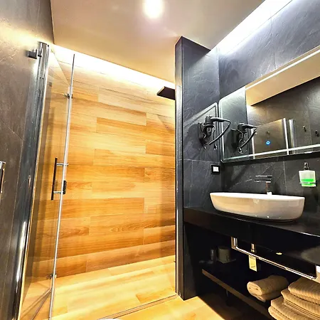 Trilogy Prestige - Premium Lecce